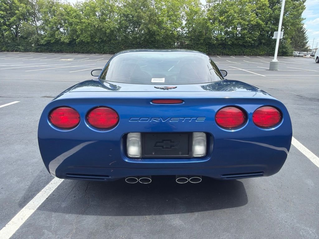 Used 2002 Electron Blue Metallic Chevrolet Base image 4