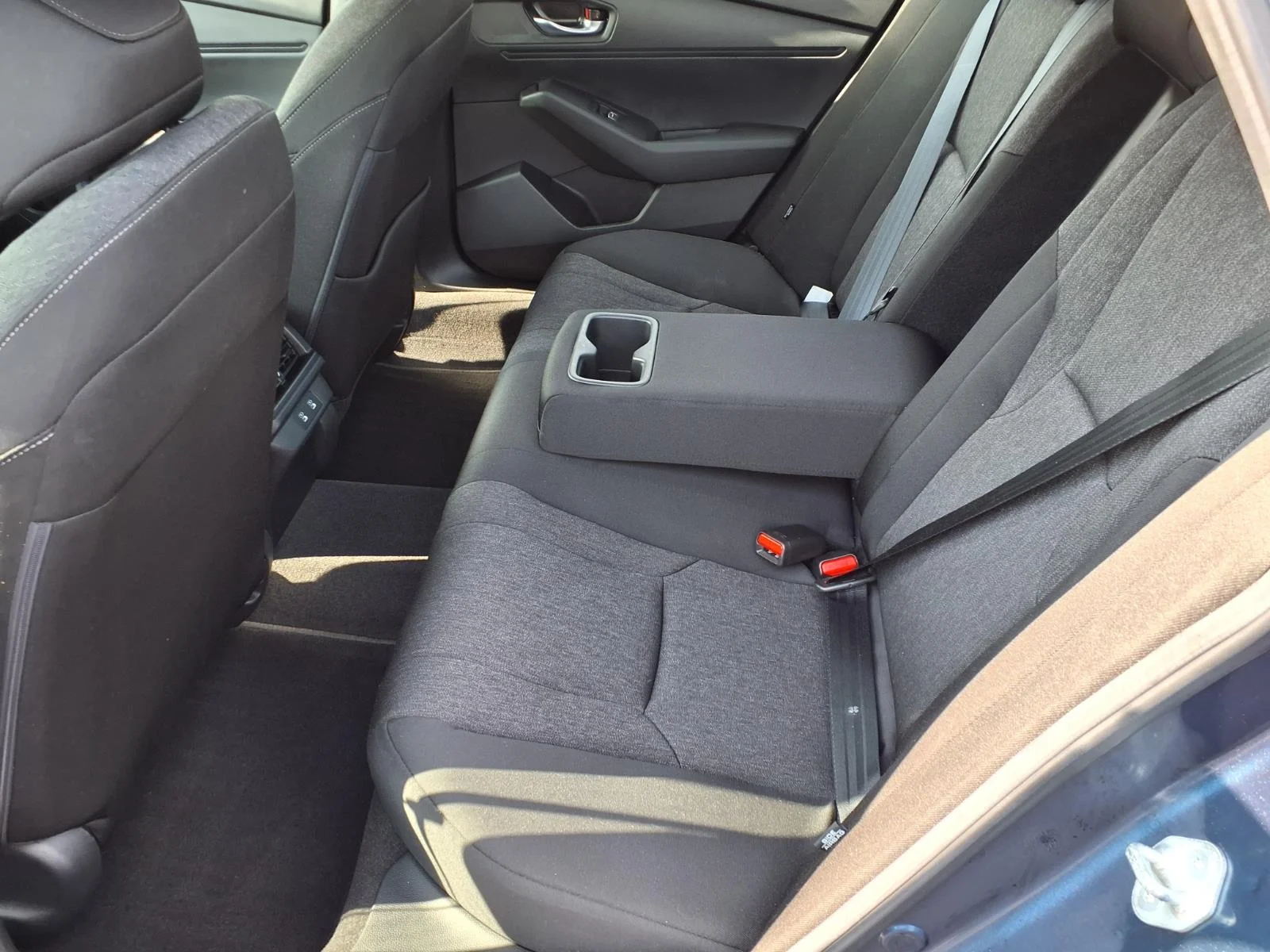 2025 Honda Accord SE - Photo 6