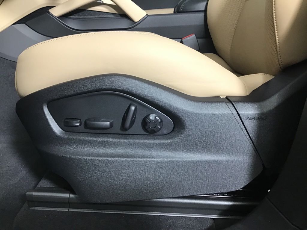 New 2026 Vanadium Grey Metallic Porsche  image 33