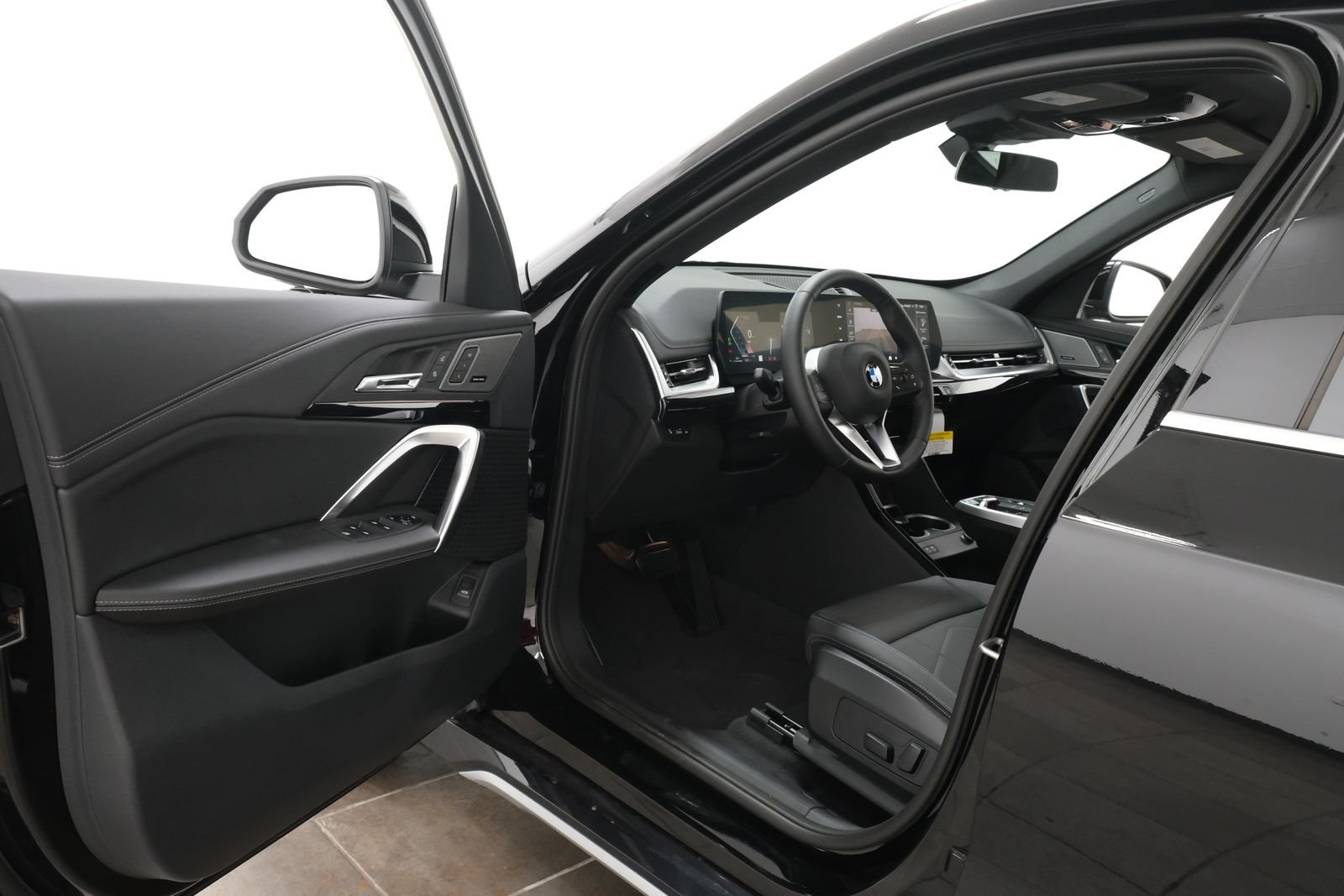 New 2027 Jet Black BMW xDrive28i image 24