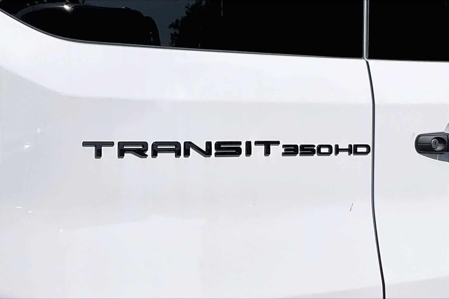 New 2026 Oxford White Ford Passenger Van XL image 14