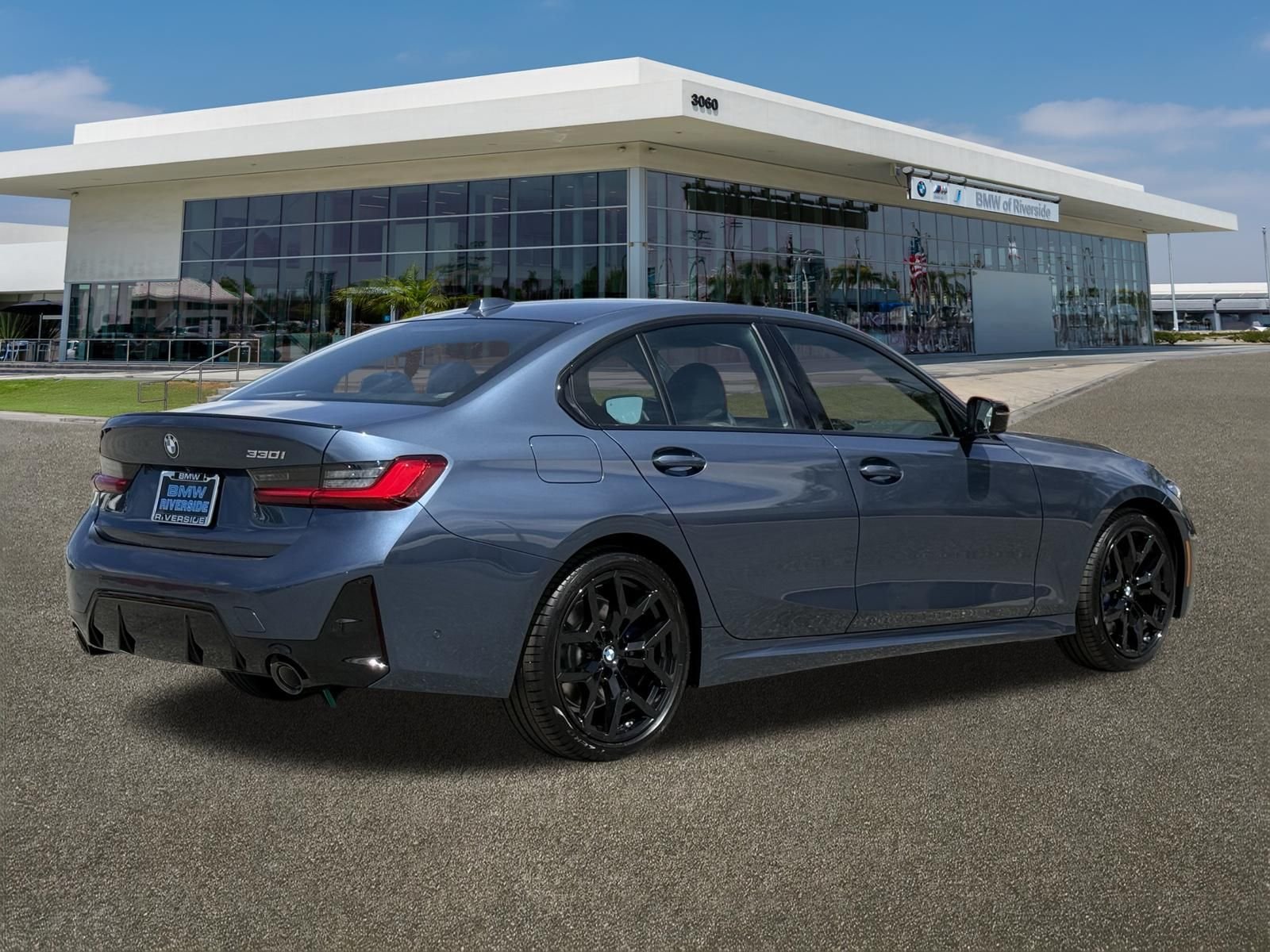 New 2026 Arctic Race Blue metallic BMW 330i image 10