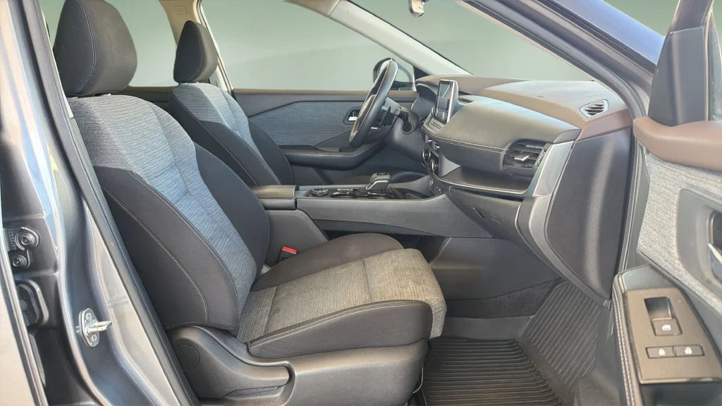 Used 2023 Gun Metallic Nissan SV image 11