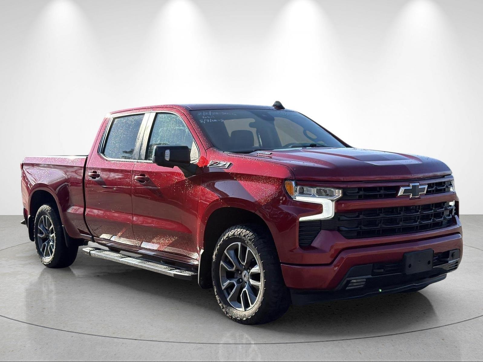 Used 2022 Cherry Red Tintcoat Chevrolet RST image 7