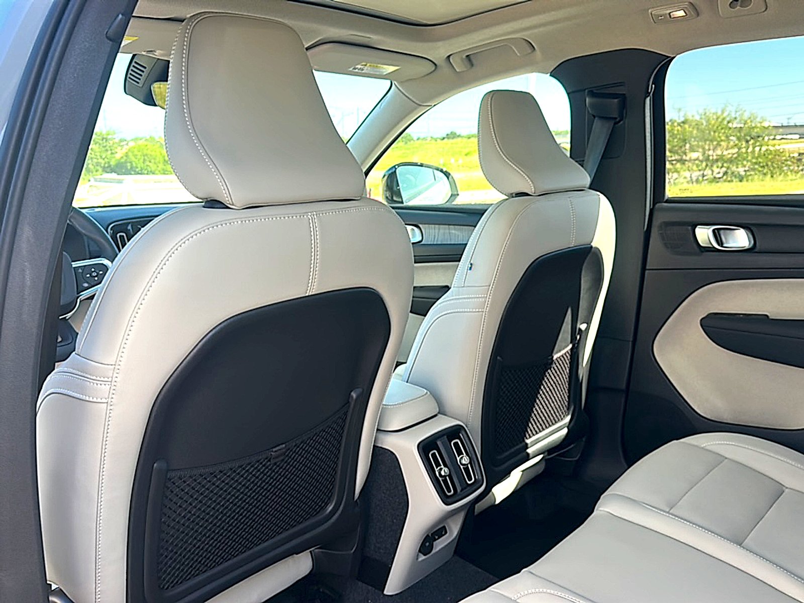 New 2026 Vapour Grey Volvo Plus image 15