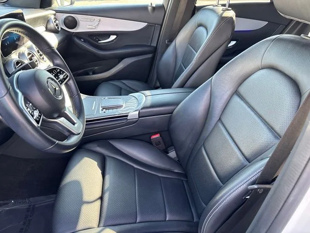 Used 2022 White Mercedes-Benz GLC 300 image 18