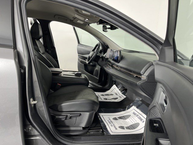 Used 2023 Gun Metallic Nissan ENGAGE image 34