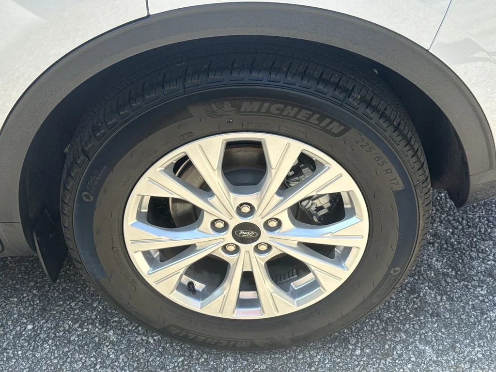 Used 2025 Silver Ford Active image 19