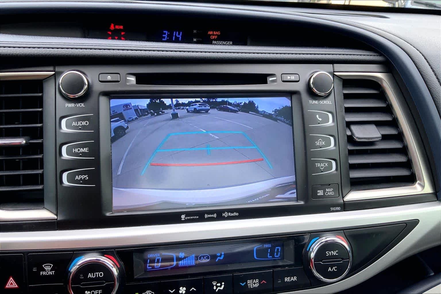 Used 2019 Blizzard Pearl Toyota XLE image 29