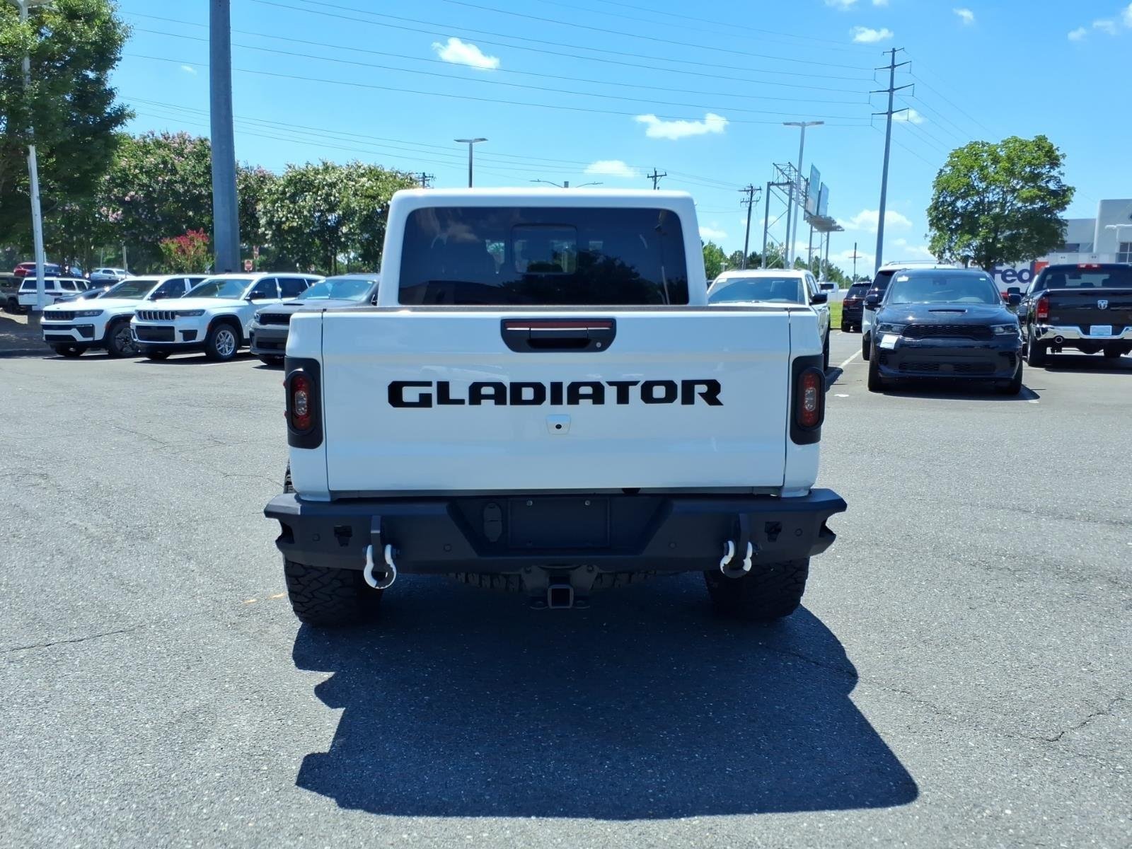 Used 2021 Bright White Clearcoat Jeep Mojave image 17