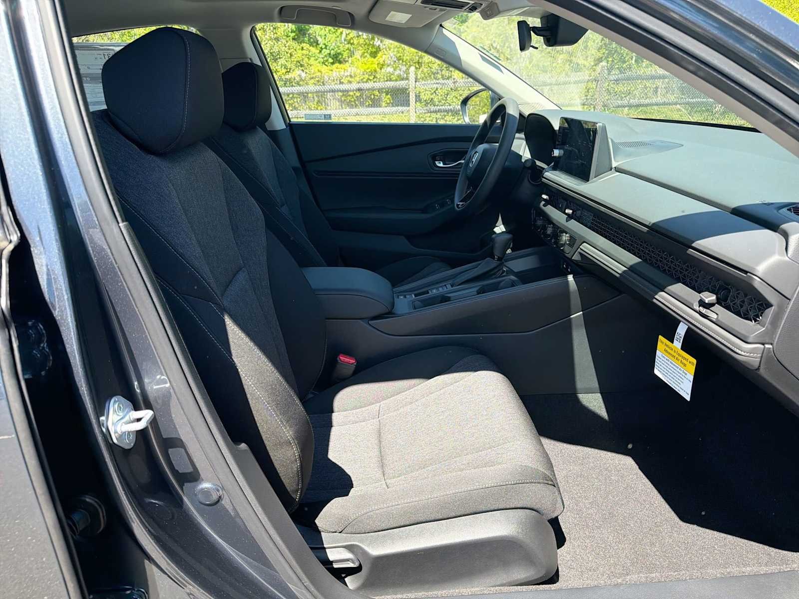 New 2026 Meteorite Gray Metallic Honda SE image 15