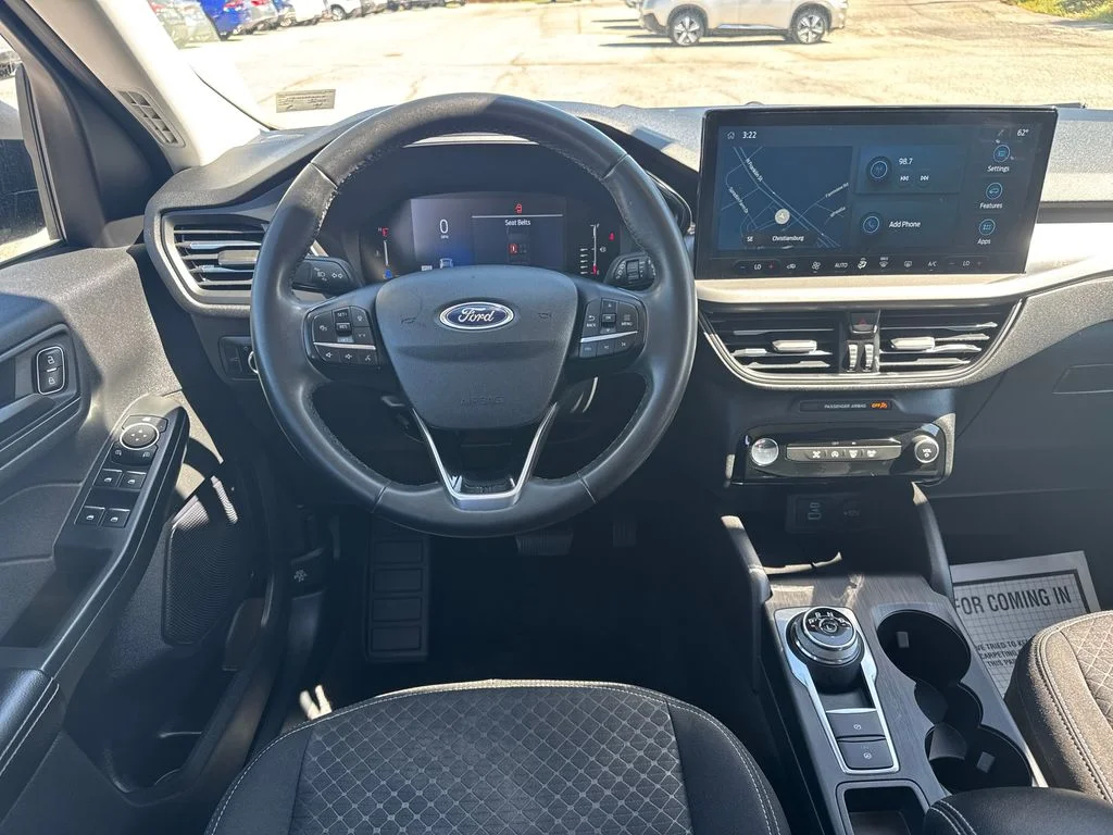 Used 2023 Gray Ford Active image 14