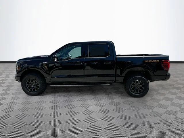 New 2025 Black Metallic Ford Tremor image 3