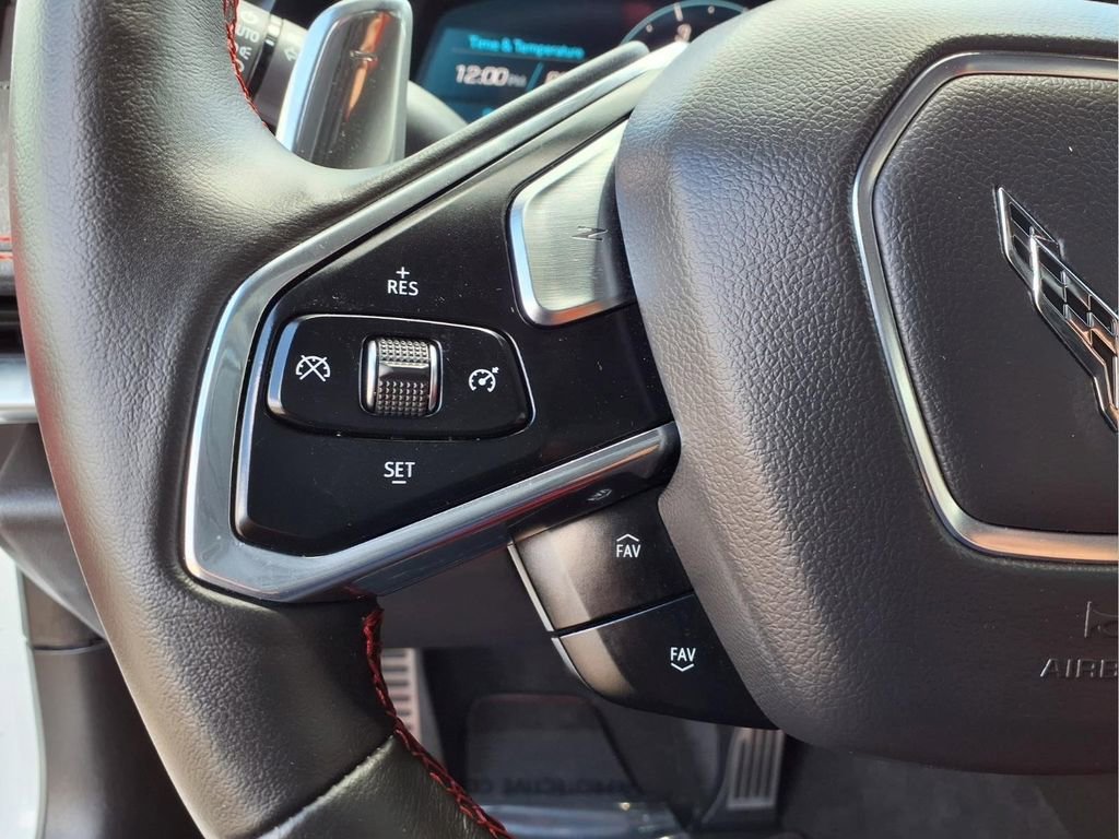 Used 2023 Arctic White Chevrolet 2LT image 19