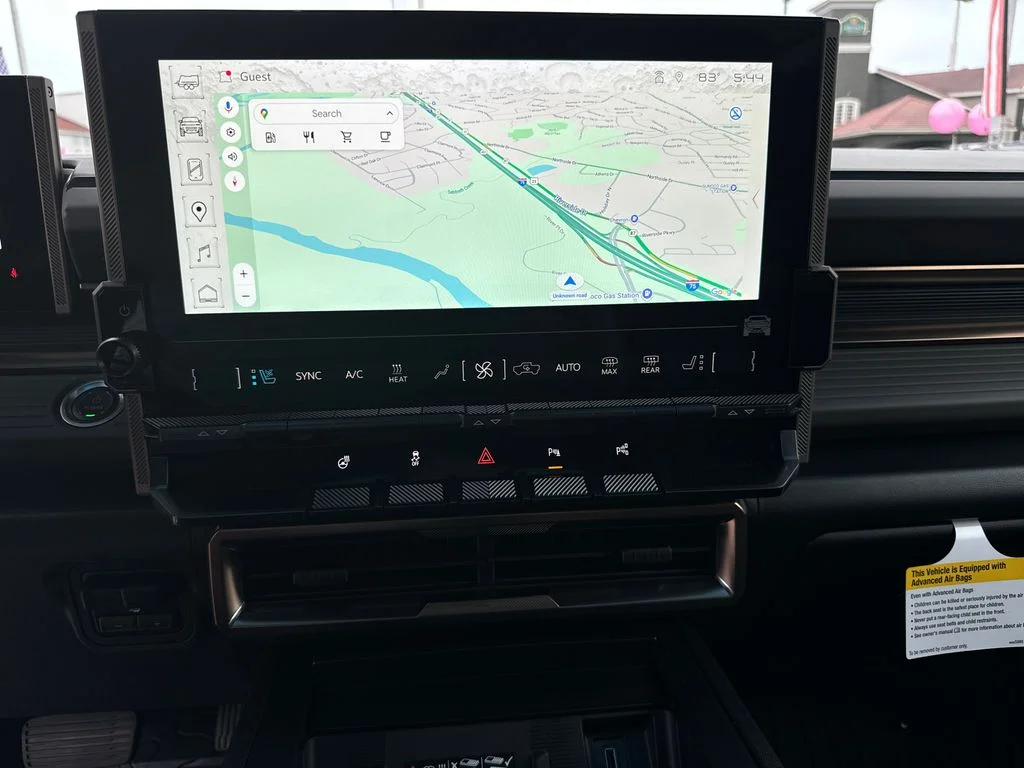 Used 2025 Black GMC 2X image 29