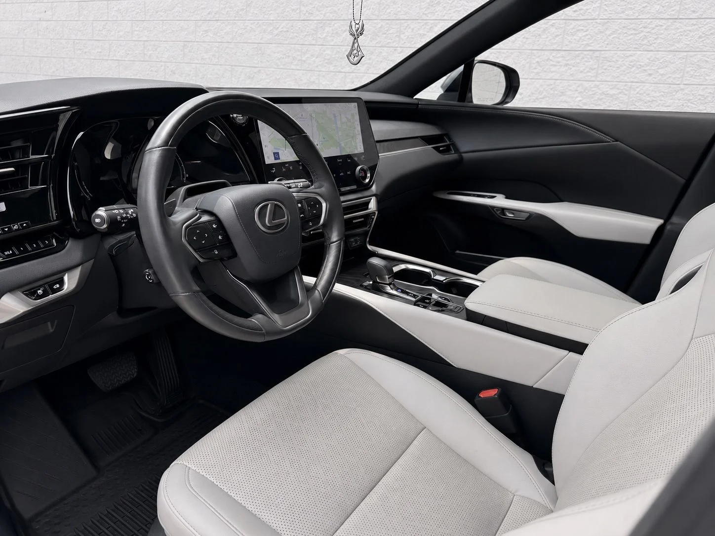 Used 2023 Iridium Lexus 350 Premium Plus image 2