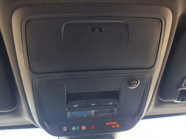 New 2027 Lakeshore Blue Metallic Chevrolet LT image 36