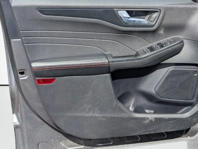 Used 2025 Gray Ford ST-Line Select image 17
