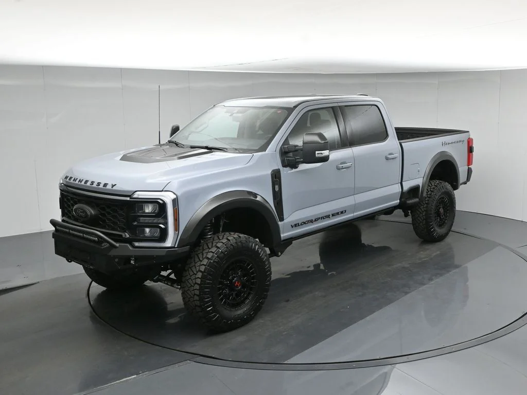 New 2026 Glacier Gray Metallic Tri-Coat Ford Lariat image 40