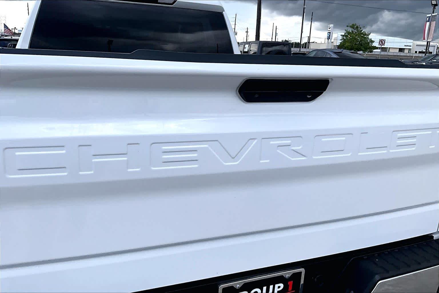 Used 2022 Summit White Chevrolet Work Truck image 30