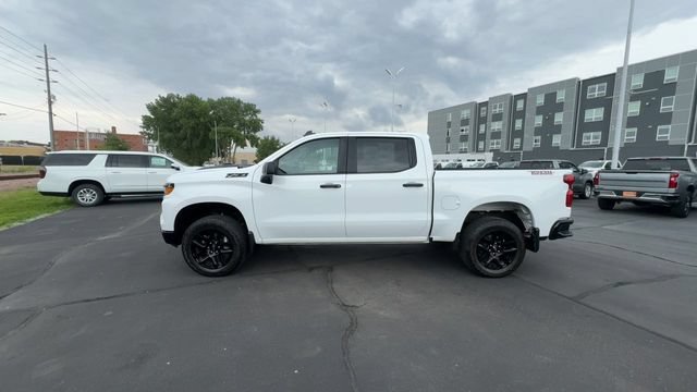 Used 2025 Summit White Chevrolet Custom Trail Boss image 5