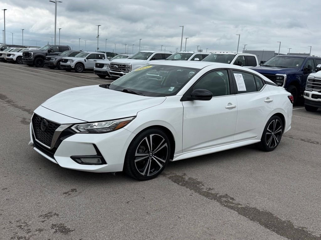 Used 2021 White Nissan SR image 38