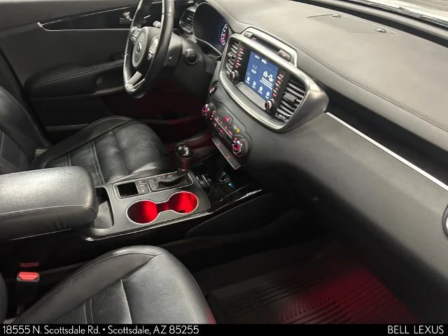 Used 2017 White Kia EX image 13