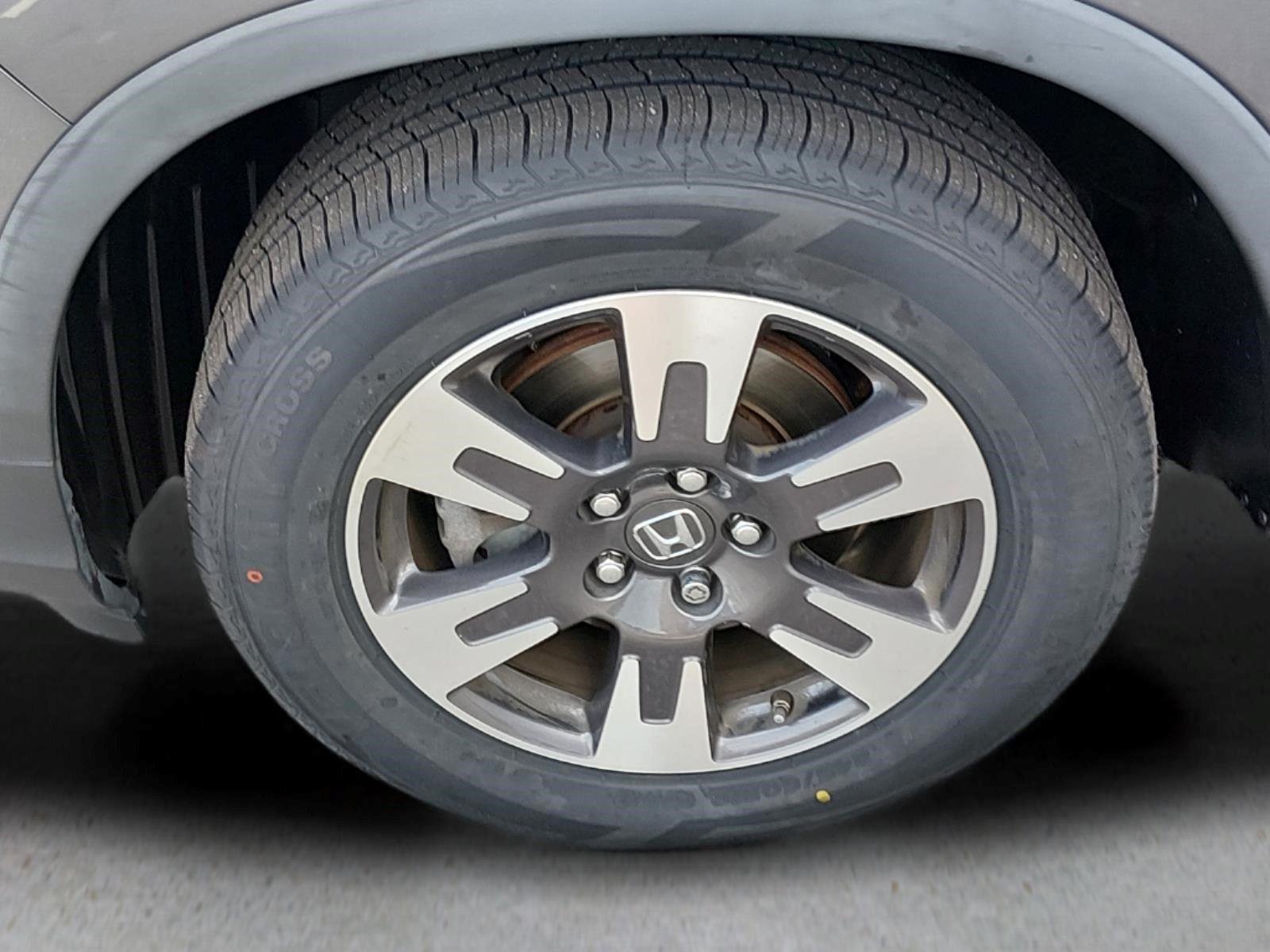 Used 2019 Modern Steel Metallic Honda RTL image 11