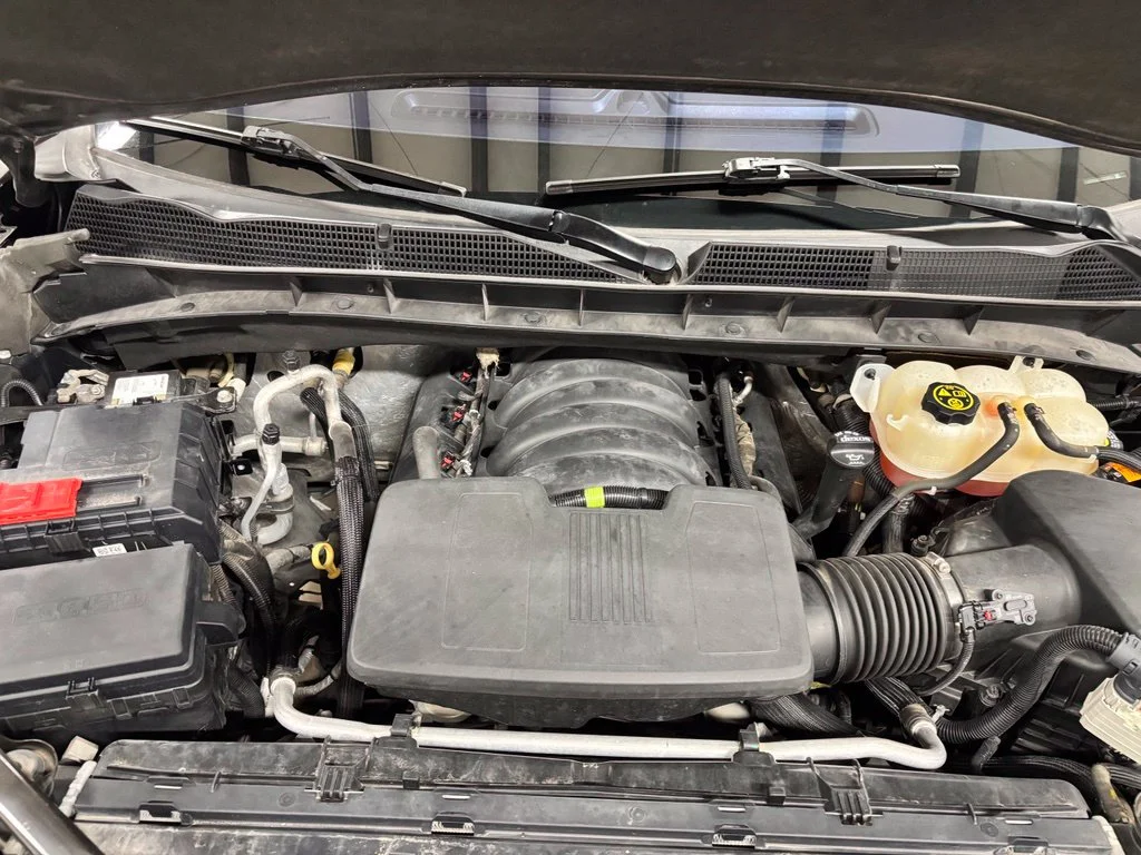 Used 2020  GMC Elevation image 25