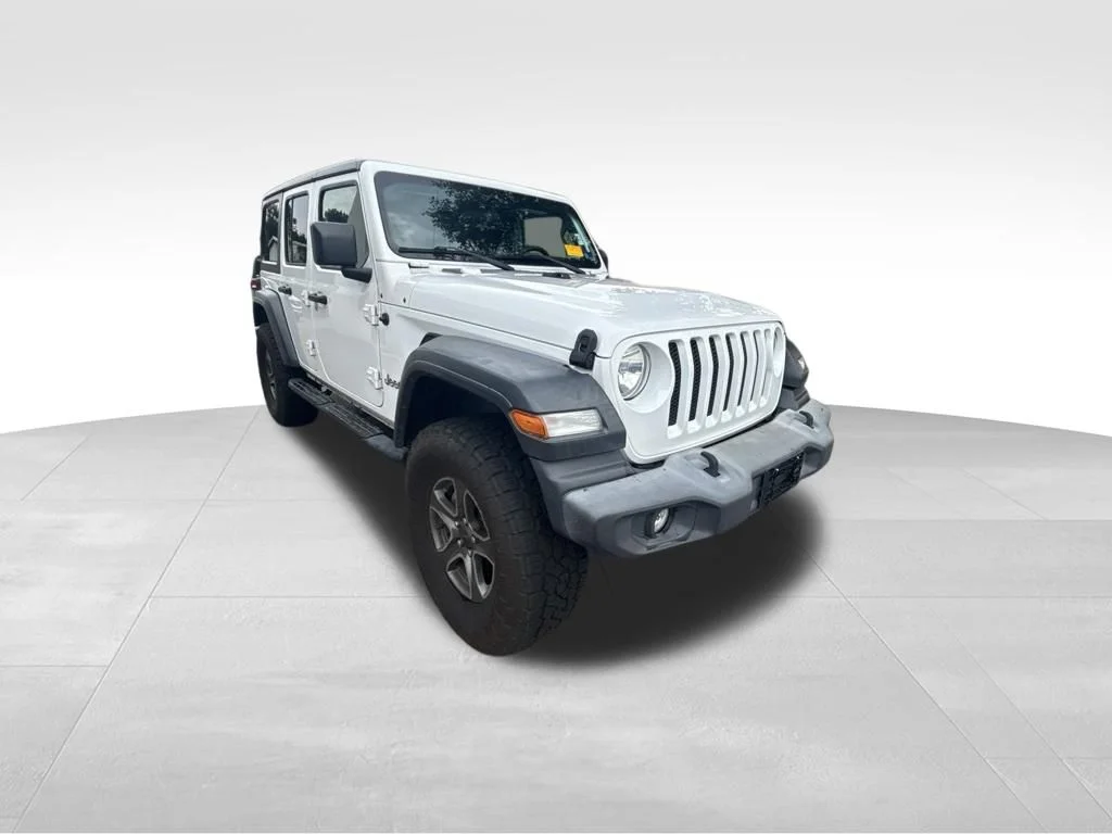 Used 2018 White Jeep Unlimited Sport S image 9