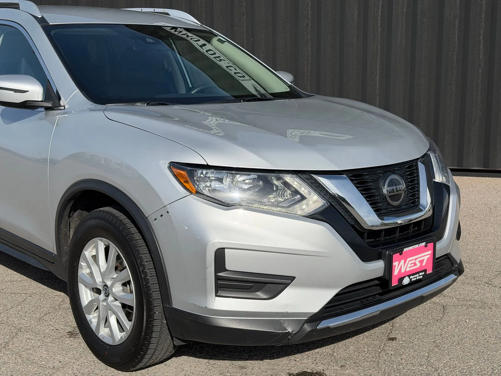 Used 2020 Silver Nissan SV image 3