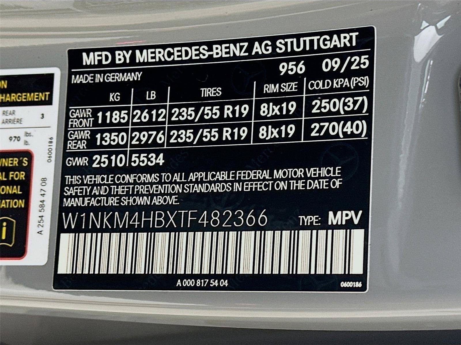 Used 2026 MANUFAKTUR Alpine Grey Mercedes-Benz GLC 300 image 46