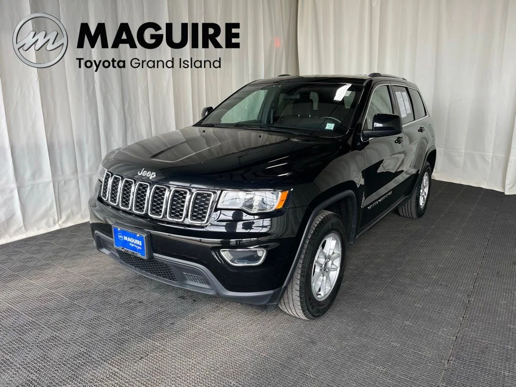 Used 2020 Black Jeep Laredo E image 32