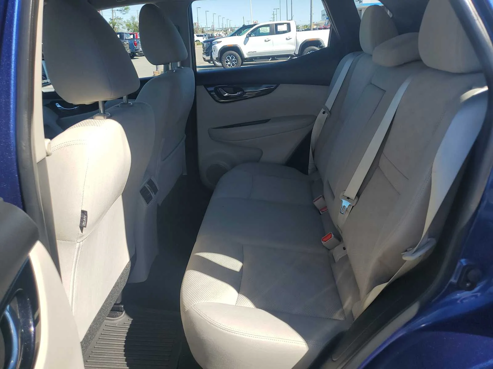 Used 2019  Nissan SV image 25