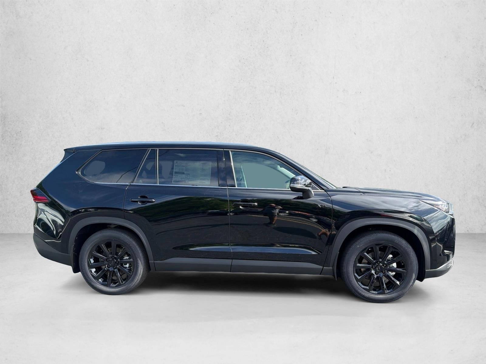 New 2026 Midnight Black Metallic Toyota XLE image 2