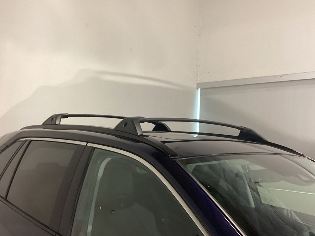 Certified Used 2025  Toyota Limited image 8
