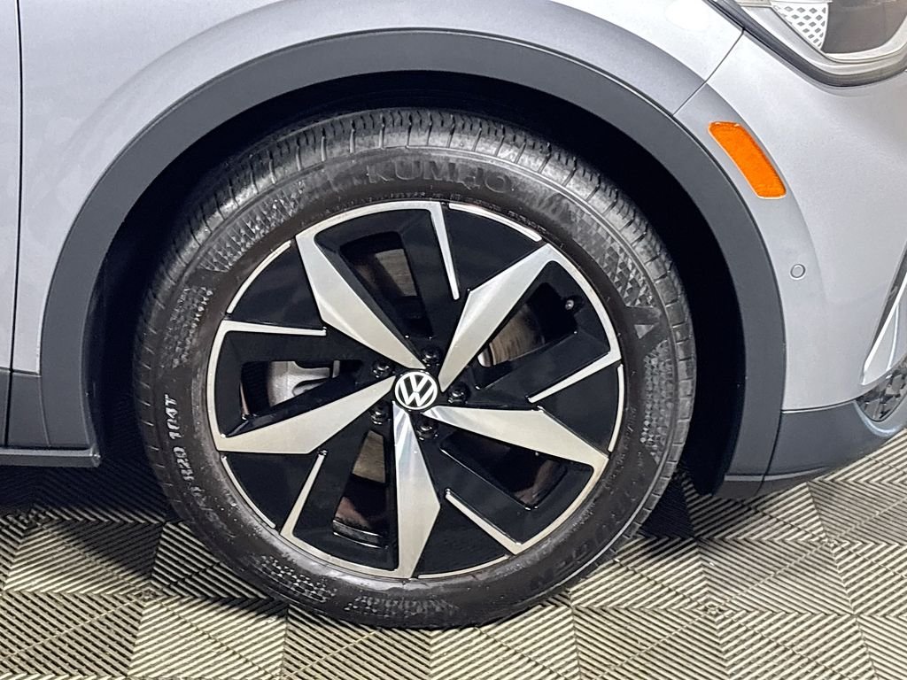 Certified Used 2023 Silver Mist Metallic Volkswagen Pro S image 25