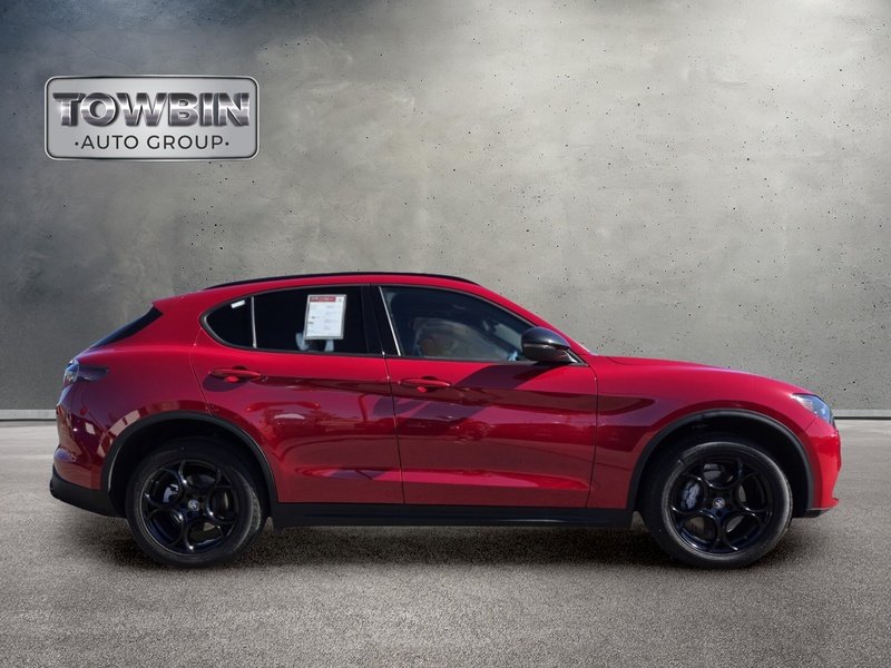 Used 2024 Alfa Rosso Alfa Romeo SPRINT AWD image 3