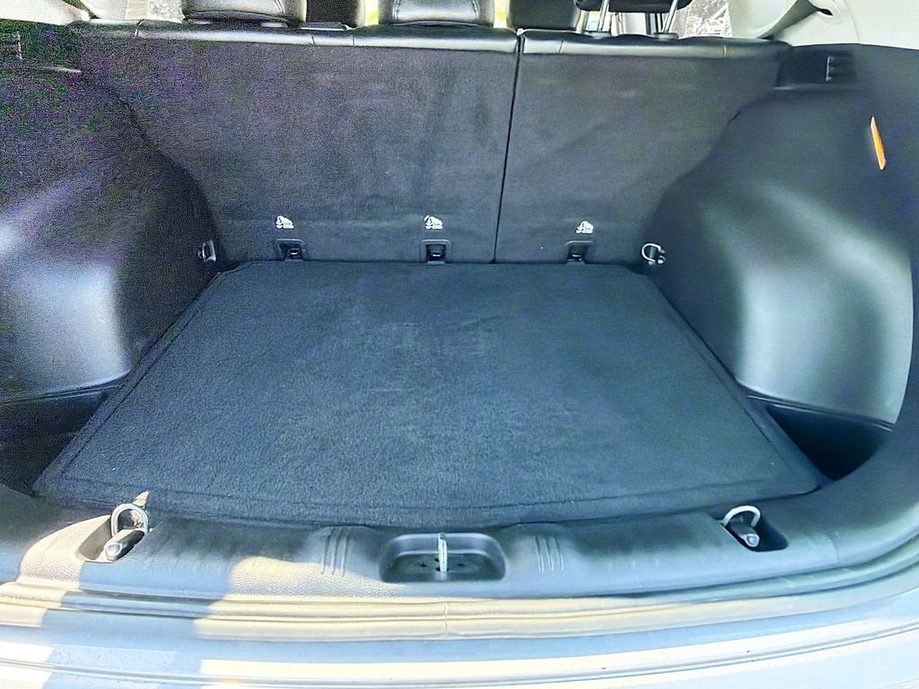 Used 2022 Billet Silver Metallic Clearcoat Jeep Trailhawk image 21