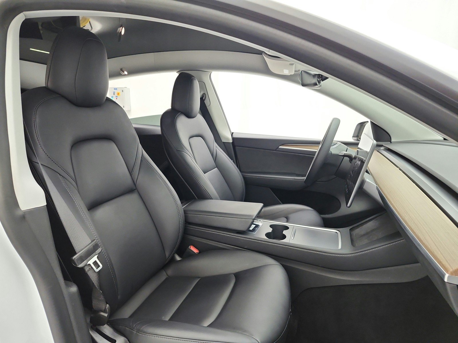 Used 2022 Pearl White Multi-Coat Tesla Long Range AWD image 18
