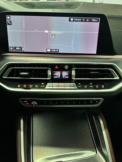 Used 2021 Gray BMW M50i image 31