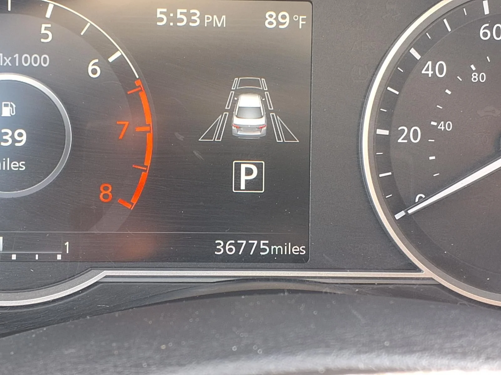 2025 Nissan Versa Sedan SV - Photo 17