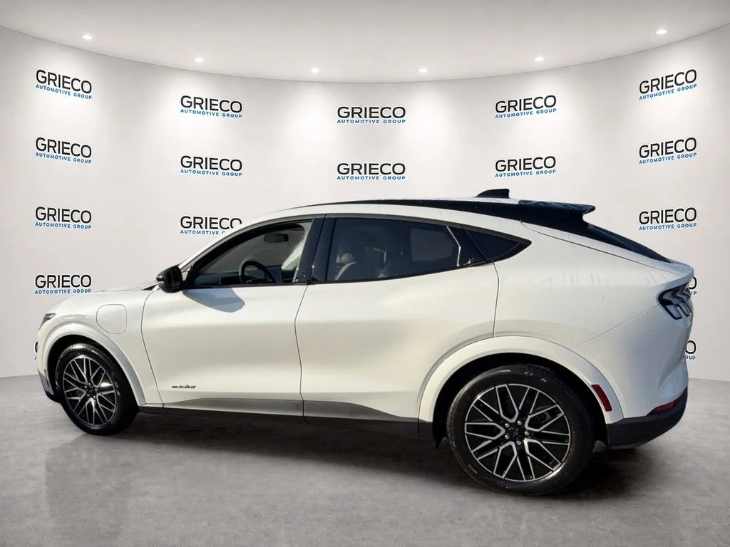 Used 2026 White Ford Premium image 5