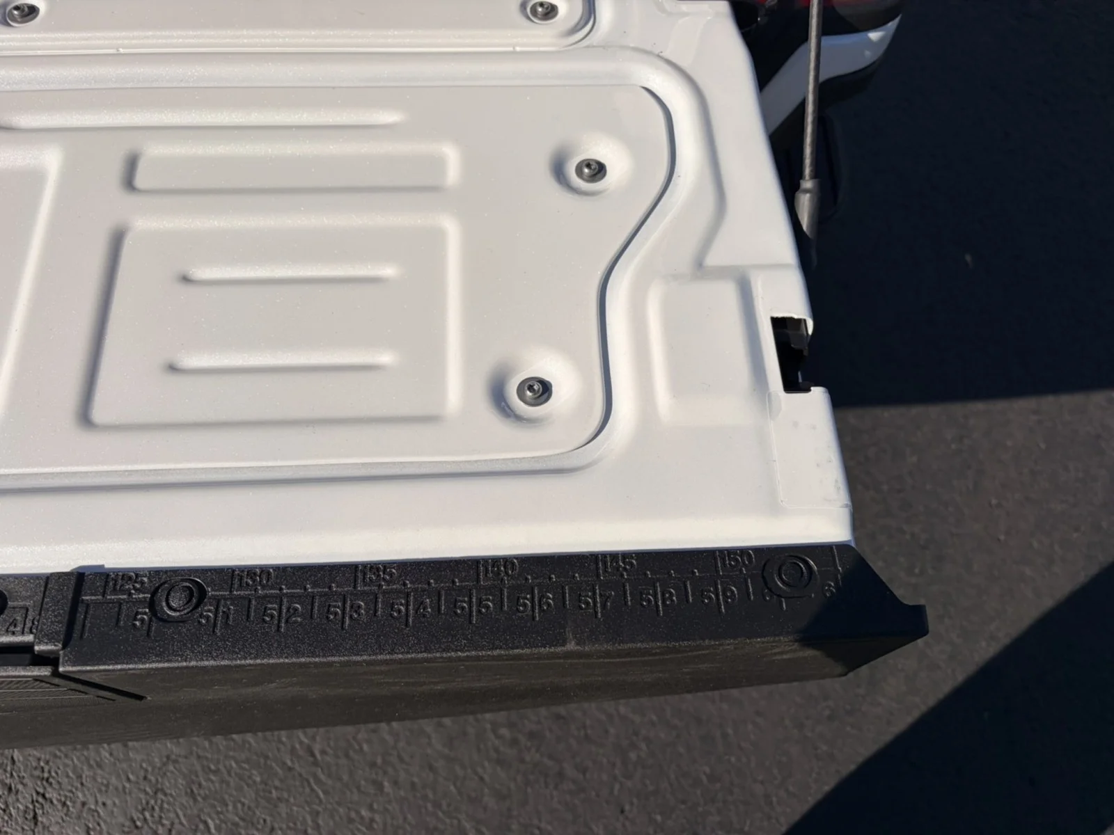 New 2027 Star White Metallic Tri-Coat Ford F-450® Platinum® image 9