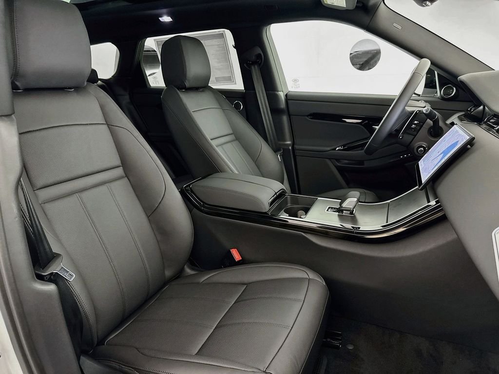 New 2026 Fuji White Land Rover Core S image 29