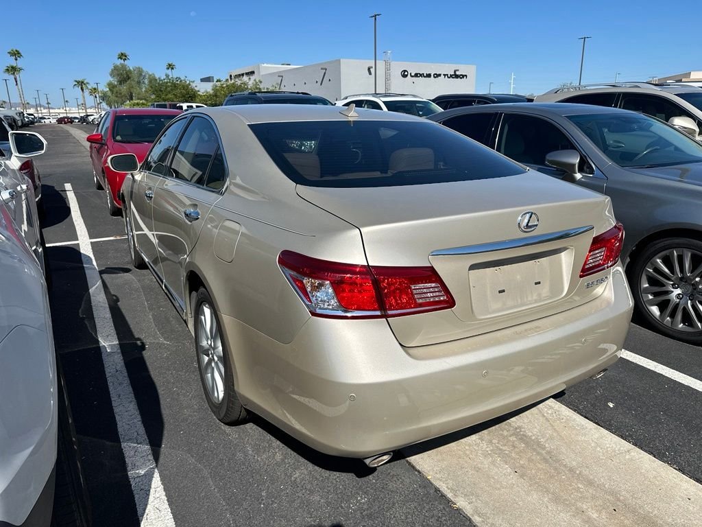 Used 2011 Beige Lexus 350 image 4
