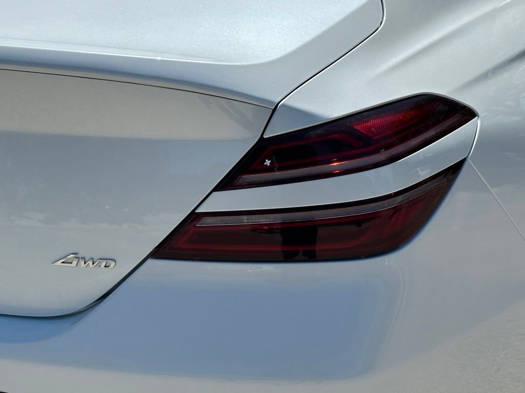 Used 2026 White Genesis 2.5T image 18