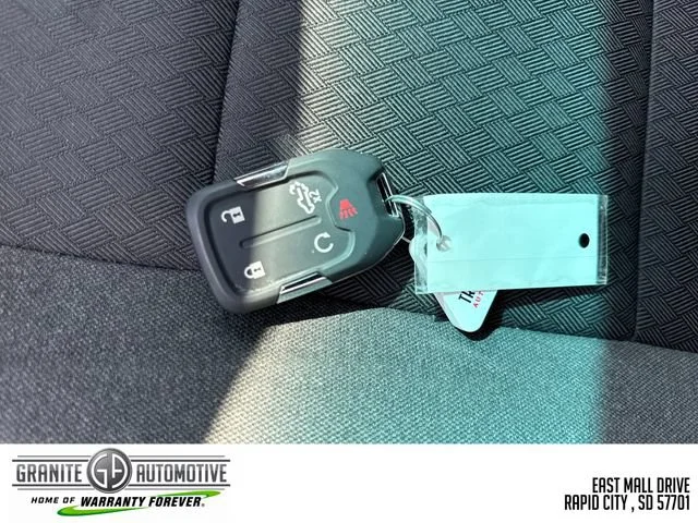 Used 2021 Summit White GMC SLE image 26