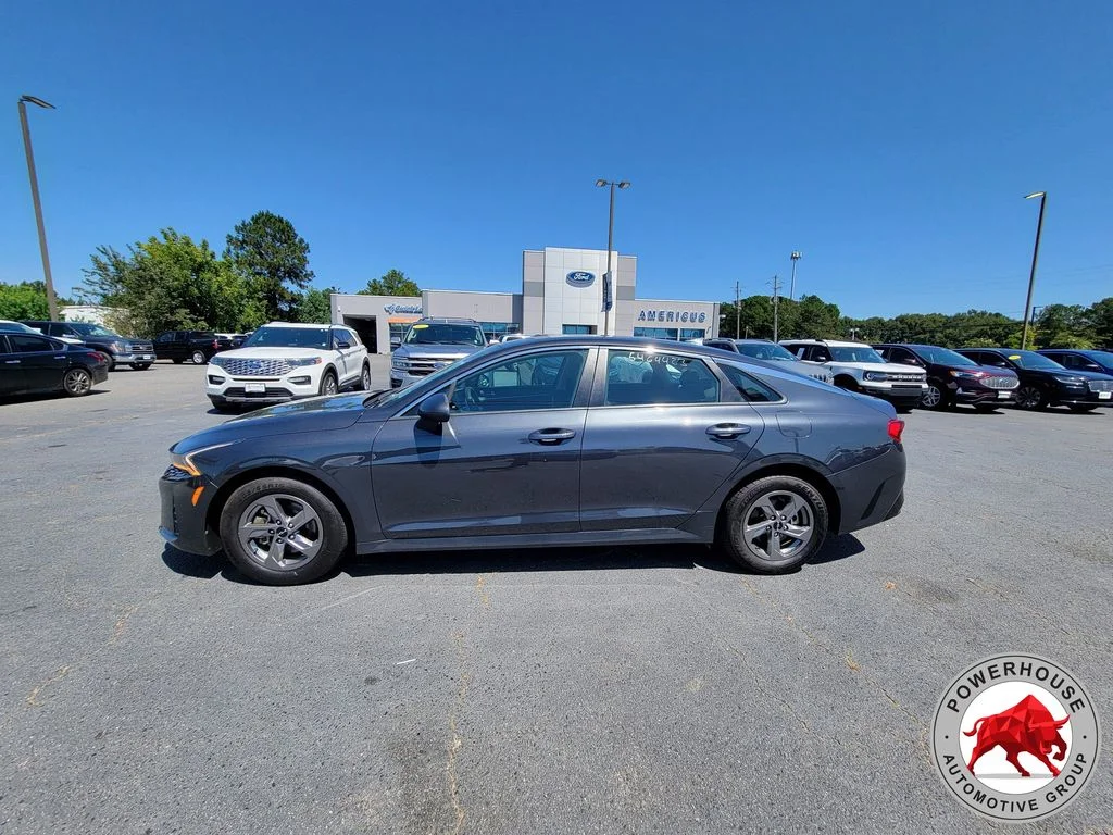Used 2023 Gray Kia LXS image 3