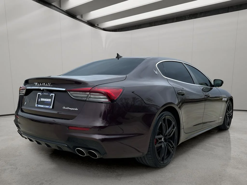 Used 2021 Rosso Folgore Metallic Maserati Ghibli S GranSport image 6